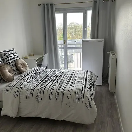 Habitación en casa particular Charming Room/belle Chambre Pontoise